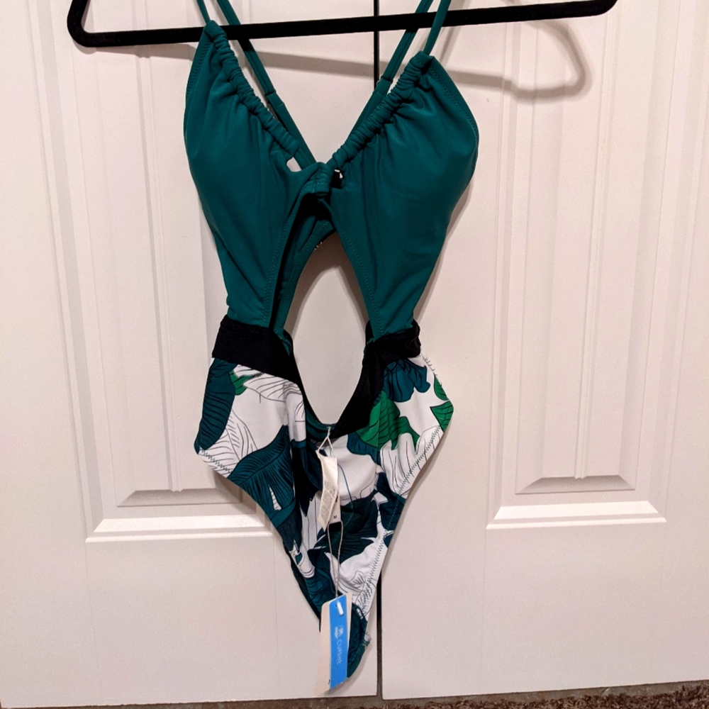 Cupshe Swimsuit